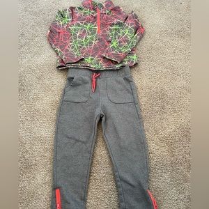 2 piece set 2T pants and zip up sweater